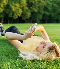 Trávník univerzální tmavozelený Premium Profi Line - semena Kiepenkerl - směs - 1 kg